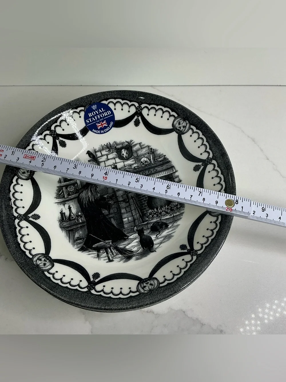 4 Royal Stafford Soup Pasta Bowls Witch With Black Cat 8” Halloween New